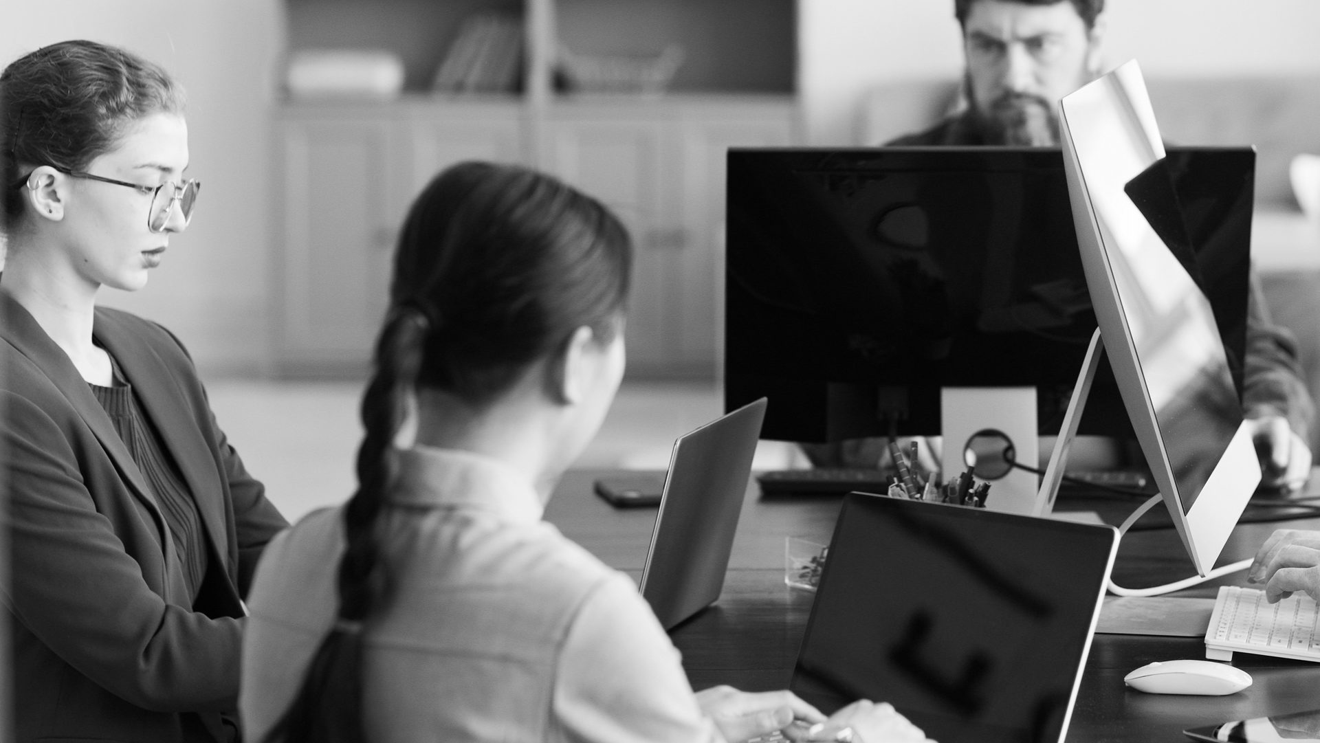 ….:: SarvaDesign ::….